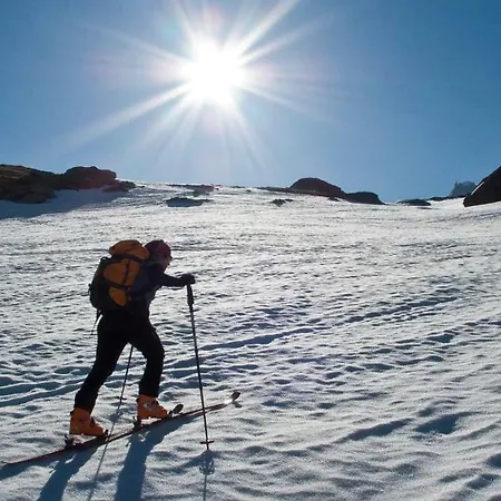 Pensión Relais Du Paradis D'hotes Introd
