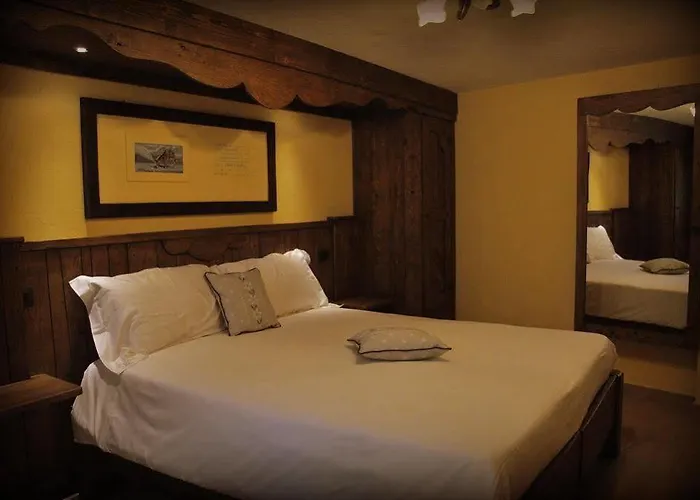 Relais Du Paradis D'hotes 3* アントロ