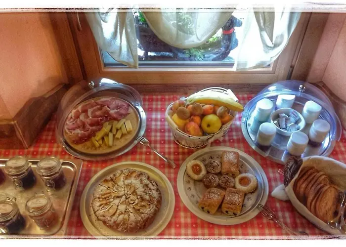 ゲストハウス Relais Du Paradis D'hotes アントロ